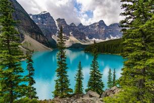 Toronto y los Parques Naturales de Canadá a tu aire en coche de alquiler