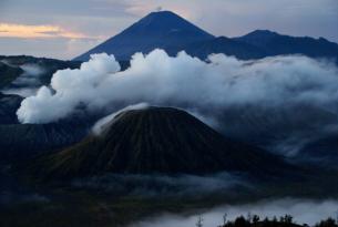 Indonesia: Volcanes, Templos, Etnia y Arrozales 2016