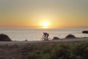 En bicicleta por Mallorca de Costa a Costa, de Pollença a la Colonia Sant Jordi (Auto Guiado)