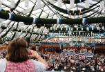 Escapada en grupo al Oktoberfest de Múnich con mesa reservada