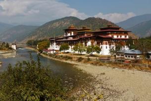 Aventura en Bhután: Katmandú, Paro, Punakha y más (17 días)