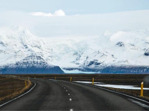 Circuito por Islandia Mística: Naturaleza y Bienestar (Invierno 2026-27)