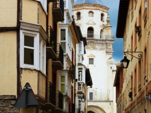 Circuito por Vitoria: Encanto medieval y gastronomía