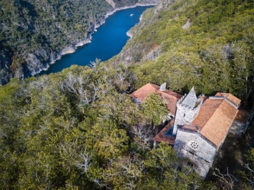 Circuito por la Ribeira Sacra: Naturaleza espectacular, monasterios centenarios y vinos (Semana Santa)
