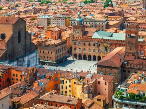 Viaje a Bolonia: Descubriendo la Emilia Romaña (Semana Santa)