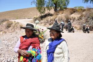 Viaje en moto Chile y Bolivia 8 días. Uyuni - Ruta de la muerte – Arica.