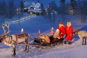 Puente de la Inmaculada en Laponia con motos de nieve, paseos en trineo y casa de Papá Noel