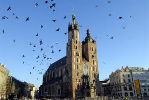 Polonia: Cracovia con visita panorámica desde Barcelona