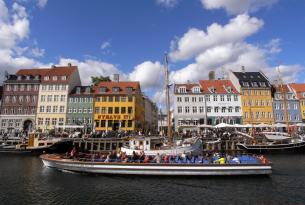 Dinamarca en grupo: Copenhague y los castillos de Selandia (salida especial Semana Santa)