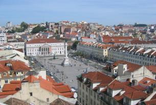 Lisboa en el Puente de Mayo desde Barcelona (incluye bono de actividades)