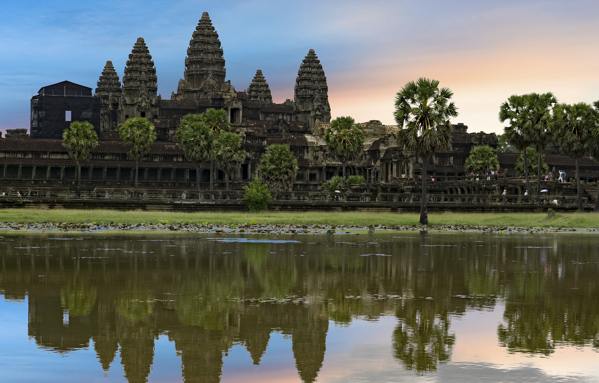 Circuito 5* Vietnam y templos de Camboya (especial Singles)