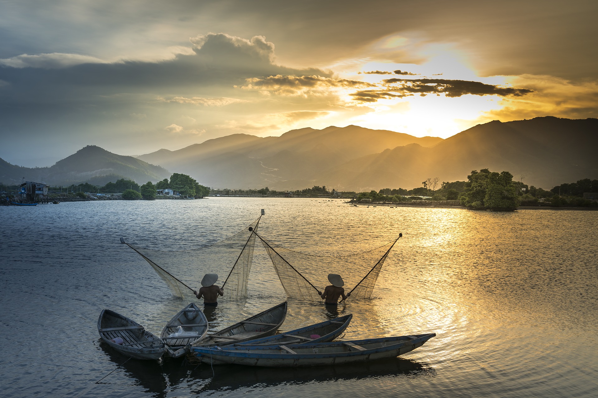 Myanmar en Fin de Año (Lago Inle Mandalay, Bagan y minorías Kaya)