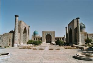 Ruta de la Seda: el camino de Samarkanda, “Centro del Universo” del Tamerlán