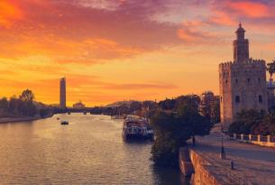 Puente del Pilar en Sevilla