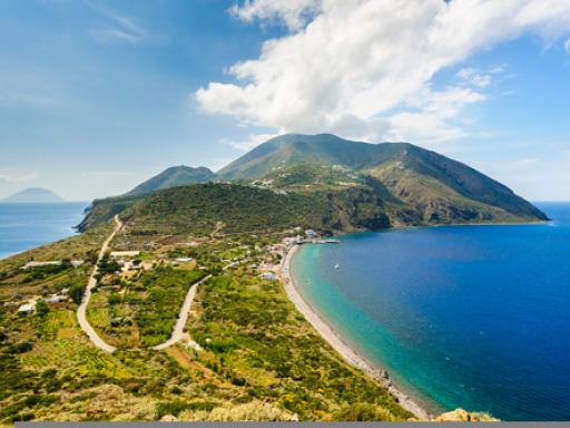 ISLAS EOLIAS. El descanso de Ulises