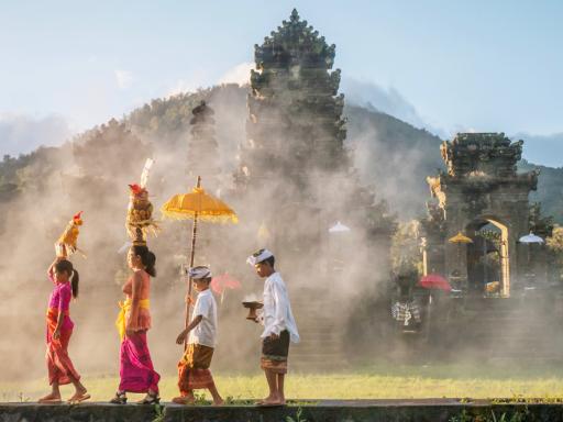 INDONESIA: viaje íntimo para parejas o amigos a Bali y Islas GIli