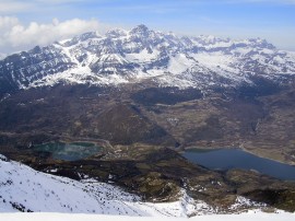 Circuitos por Valle de Tena organizados por agencias expertas